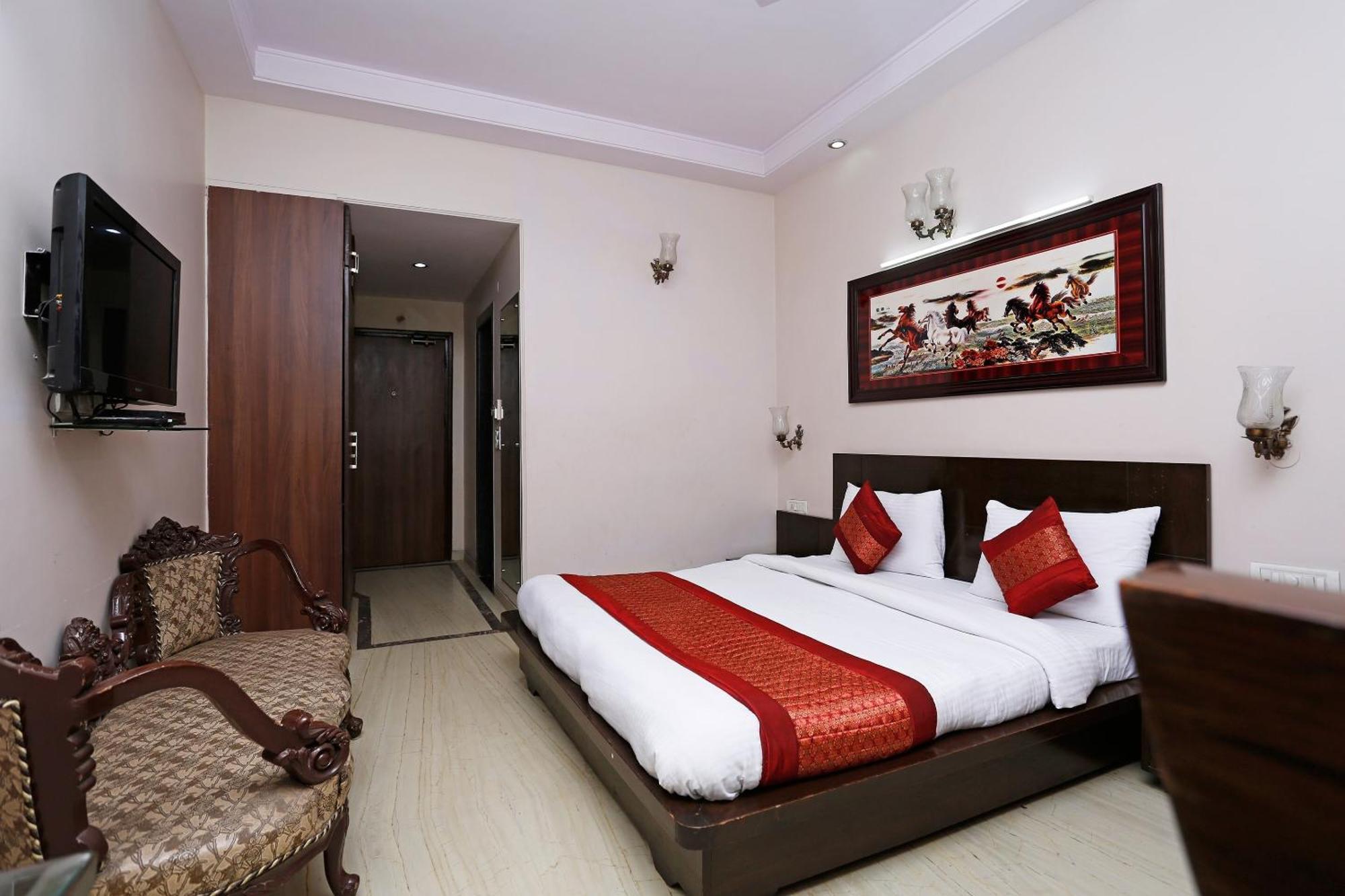 Hotel O Mid Town Delhi  Exterior photo